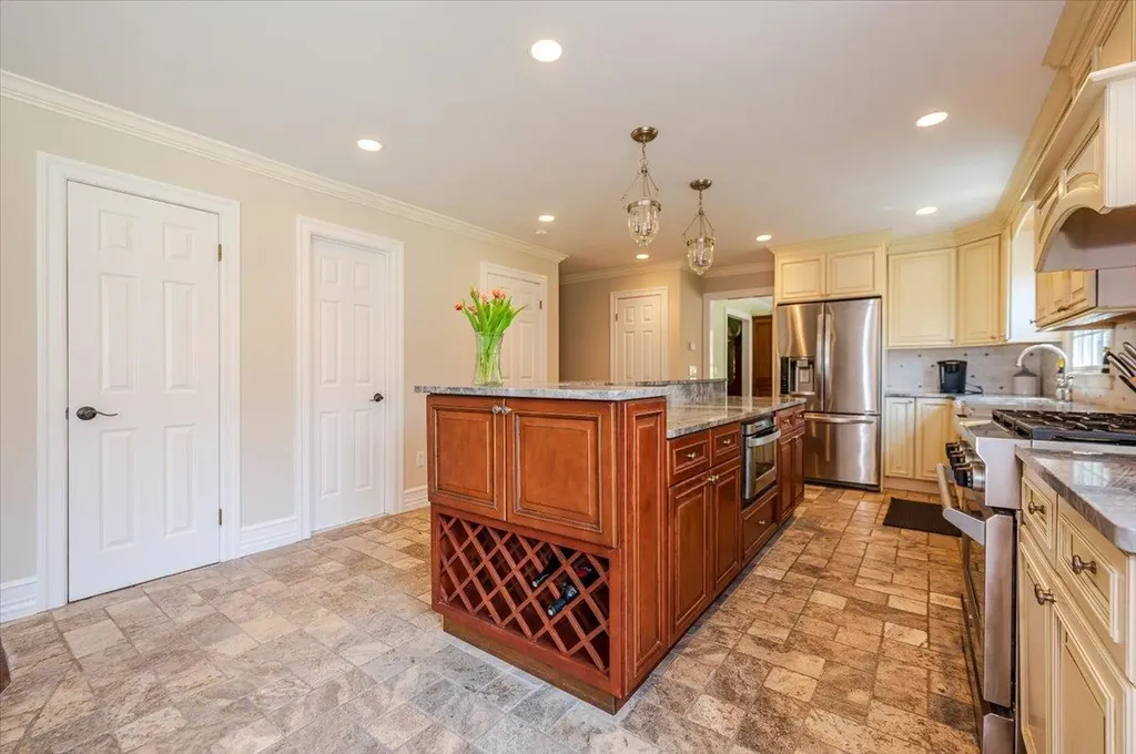 230 Route 202 Somers NY 10589
