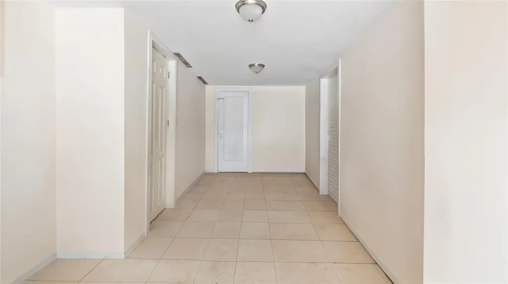 1813 Edenwald Avenue Bronx NY 10466