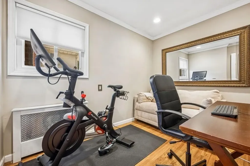 15 Mesa Road Syosset NY 11791