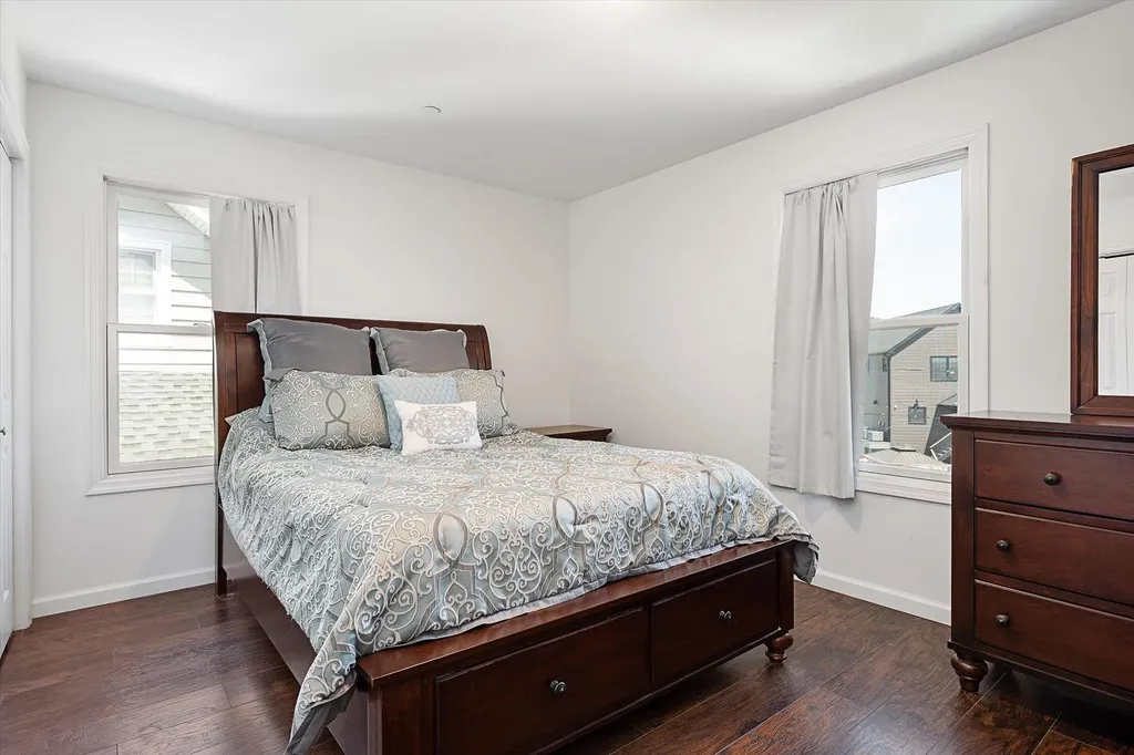 19 West Avenue Lawrence NY 11559