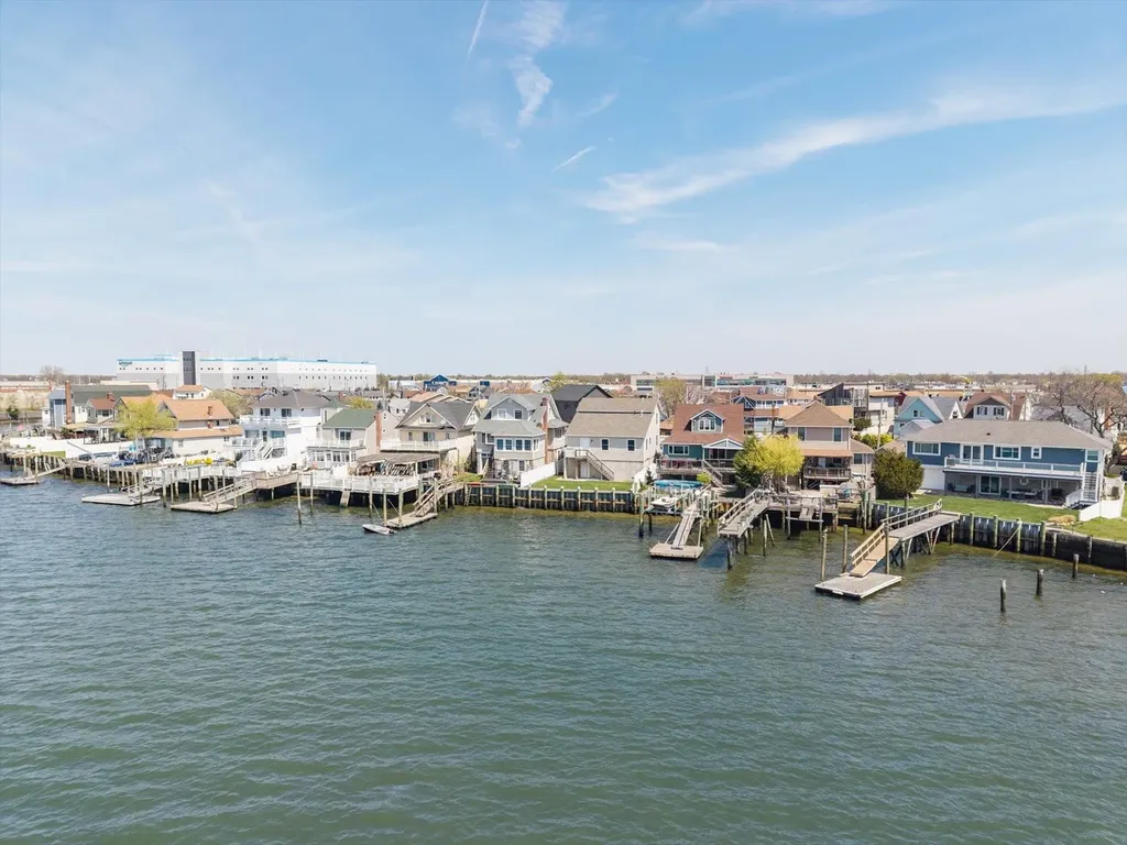 19 West Avenue Lawrence NY 11559
