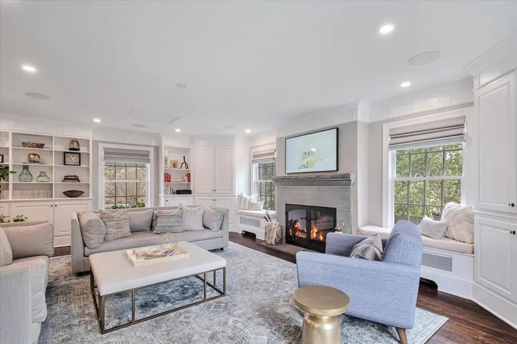 55 Deepwood Drive Chappaqua NY 10514