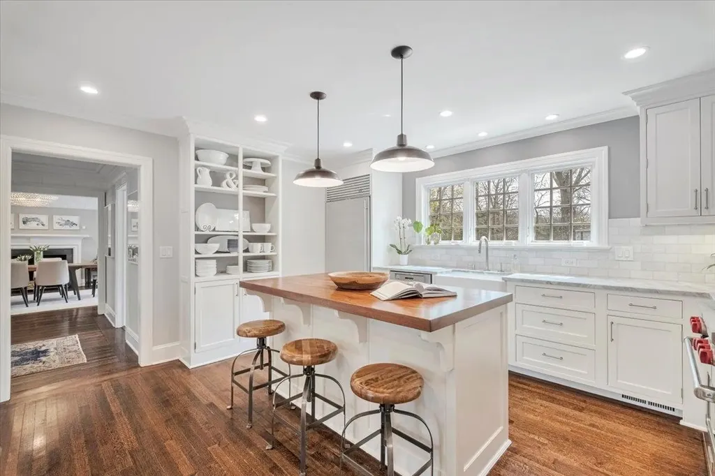 55 Deepwood Drive Chappaqua NY 10514