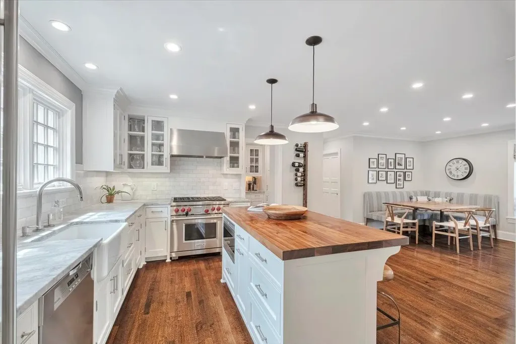 55 Deepwood Drive Chappaqua NY 10514