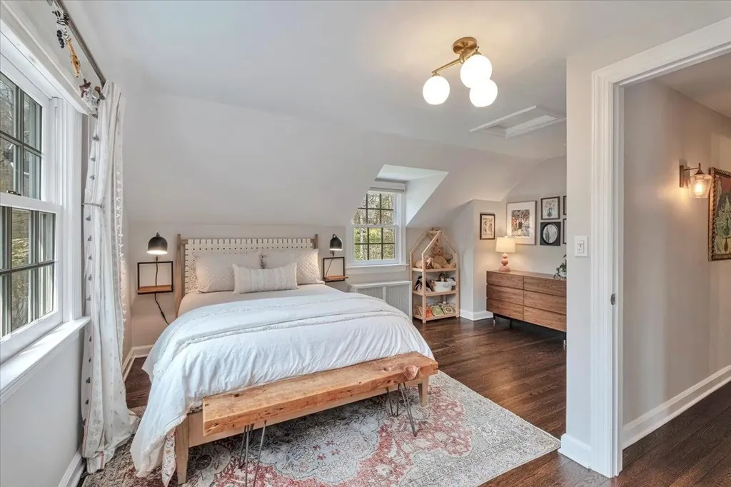 55 Deepwood Drive Chappaqua NY 10514