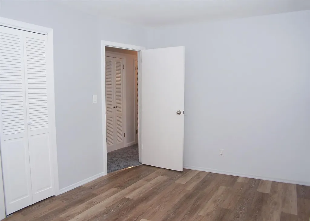 702 Johnson Avenue Ronkonkoma NY 11779