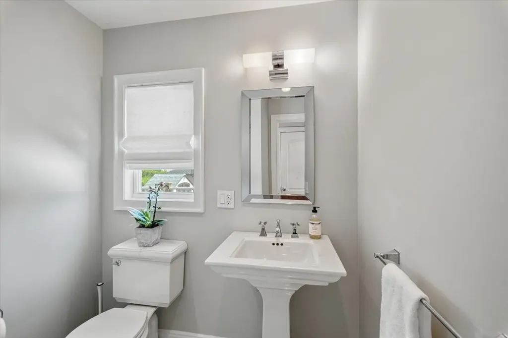 4 Sage Place Eastchester NY 10709