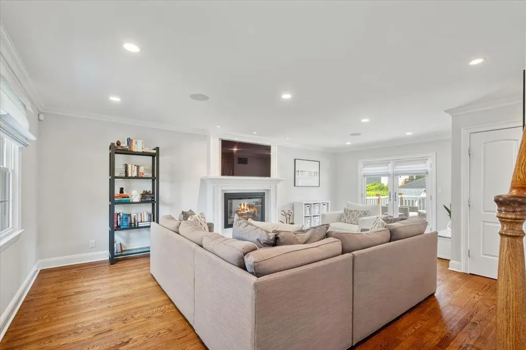 4 Sage Place Eastchester NY 10709