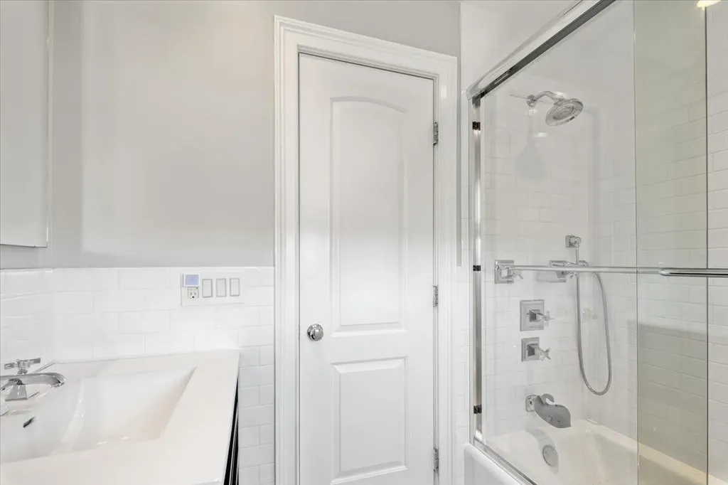 4 Sage Place Eastchester NY 10709