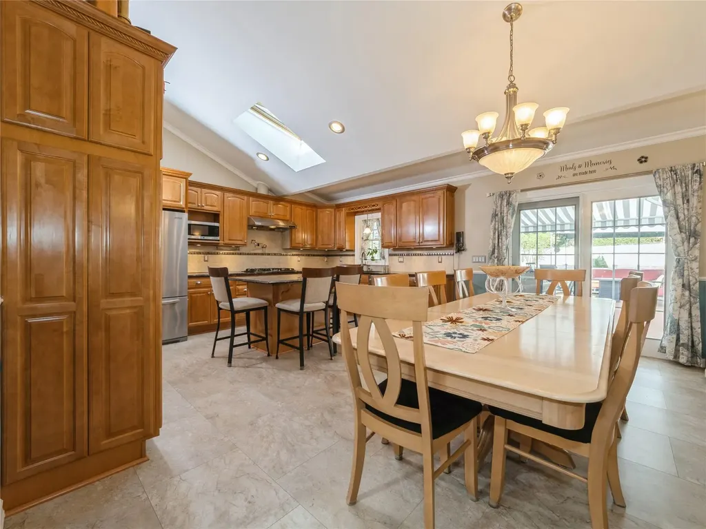 158 Bradhurst Avenue Hawthorne NY 10532