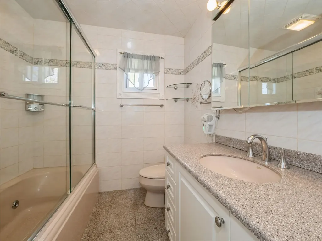 158 Bradhurst Avenue Hawthorne NY 10532