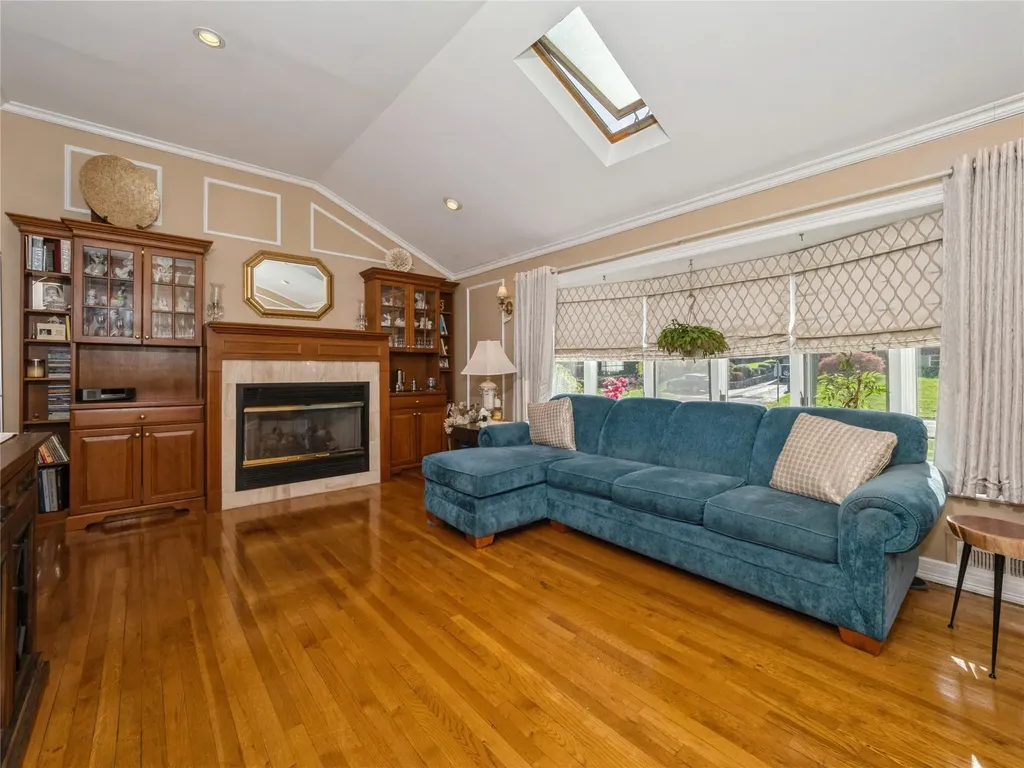 158 Bradhurst Avenue Hawthorne NY 10532