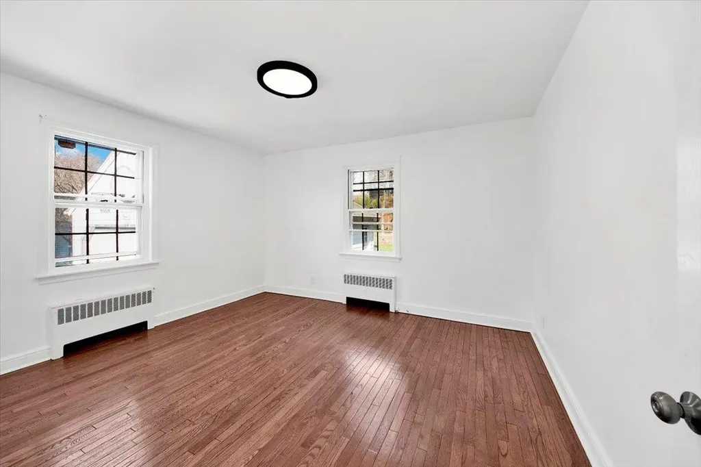 215 Grove Street Mount Kisco NY 10549