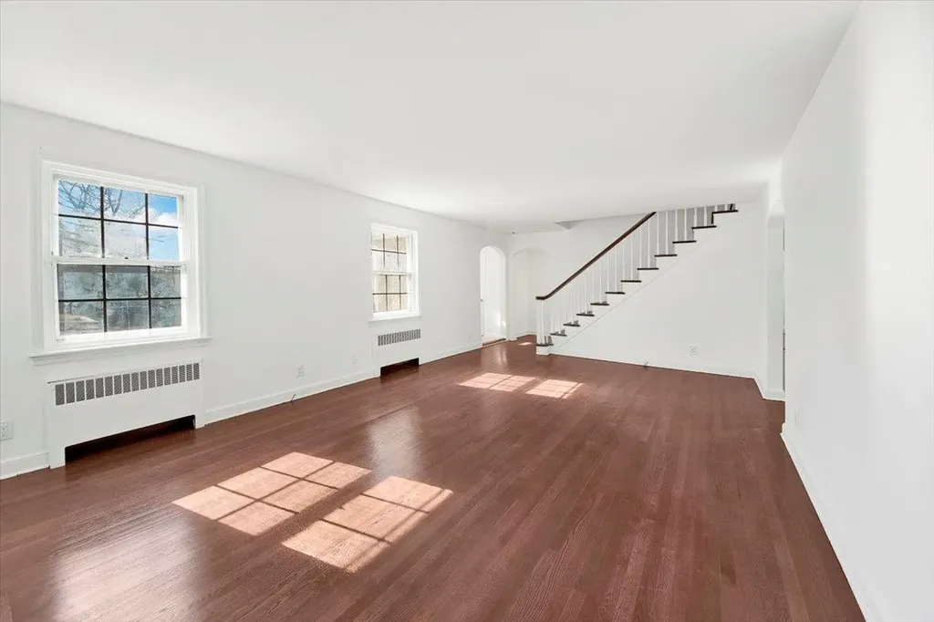 215 Grove Street Mount Kisco NY 10549