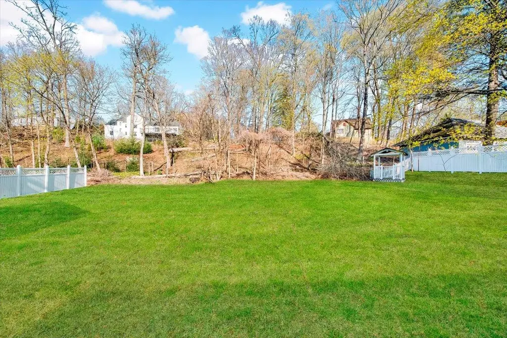 215 Grove Street Mount Kisco NY 10549