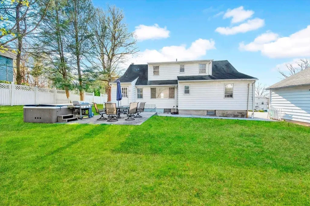 215 Grove Street Mount Kisco NY 10549