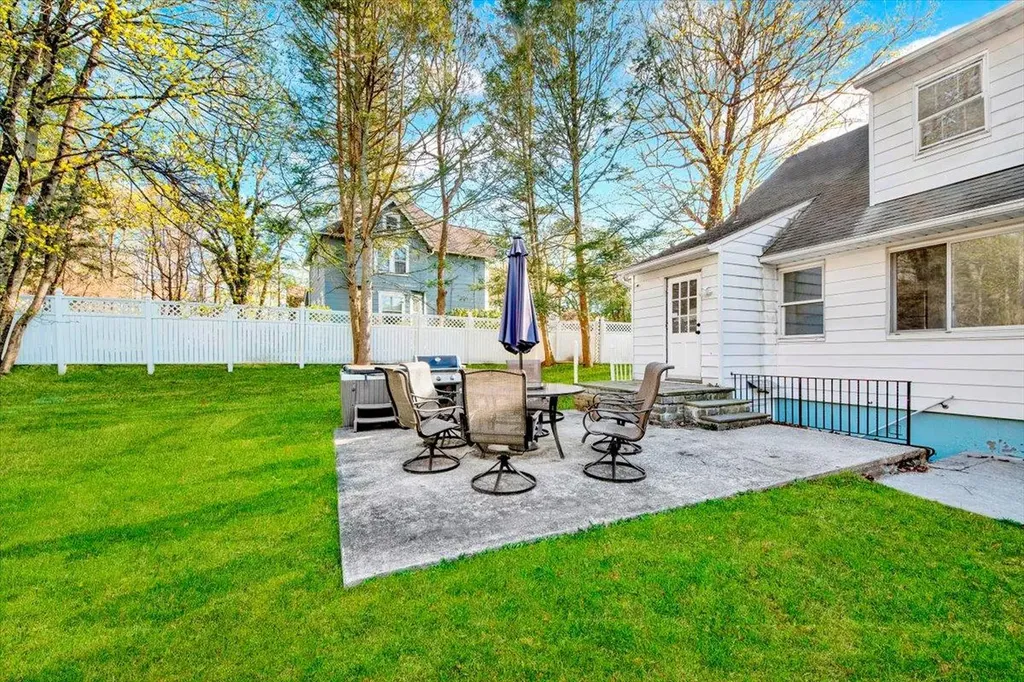 215 Grove Street Mount Kisco NY 10549