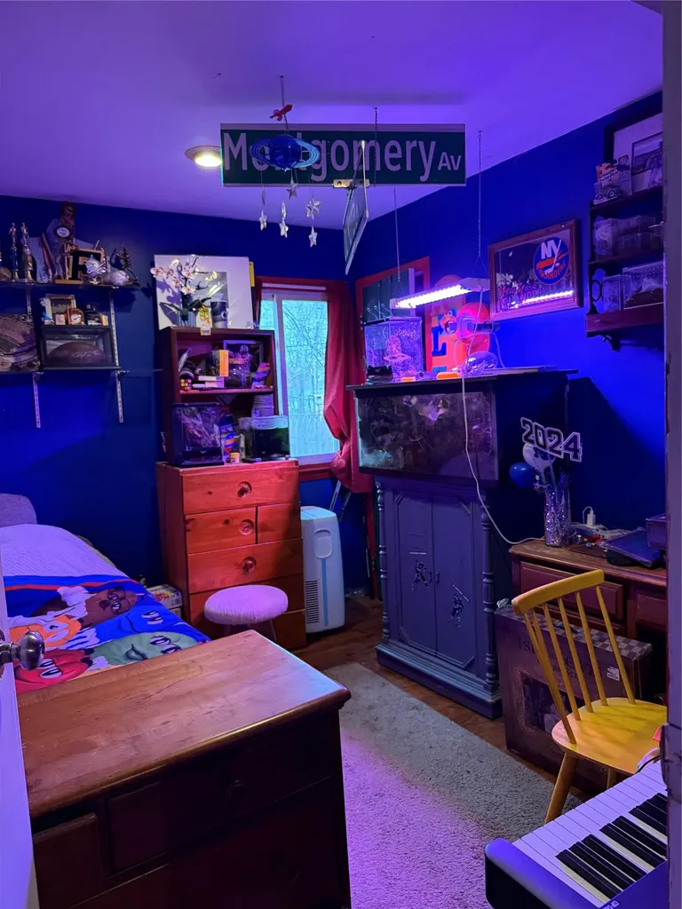 9 Montgomery Avenue Mastic NY 11950