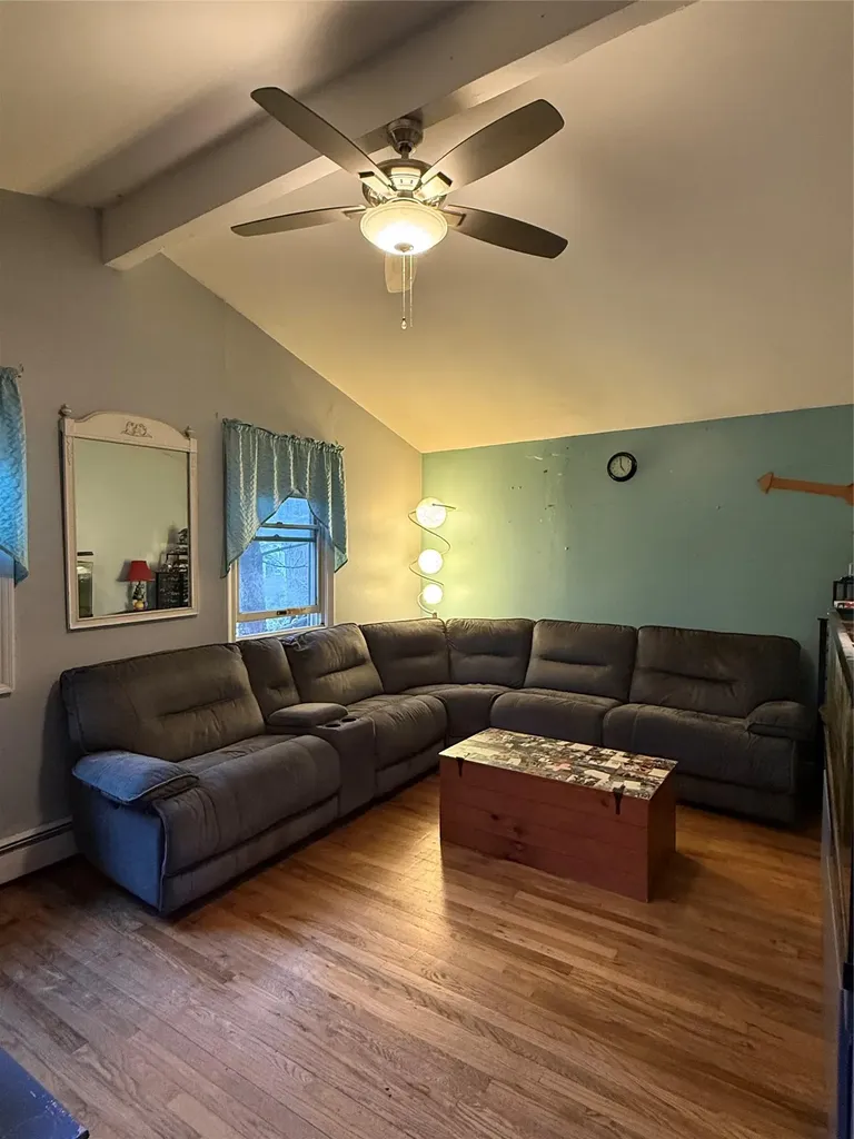 9 Montgomery Avenue Mastic NY 11950