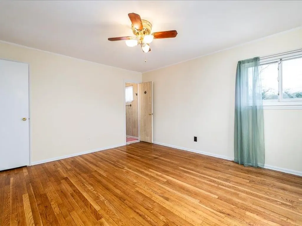 3293 Milburn Avenue Baldwin NY 11510