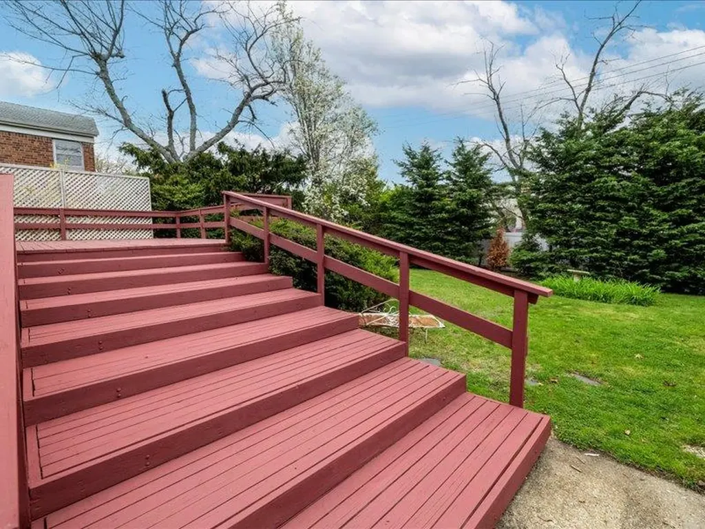 3293 Milburn Avenue Baldwin NY 11510