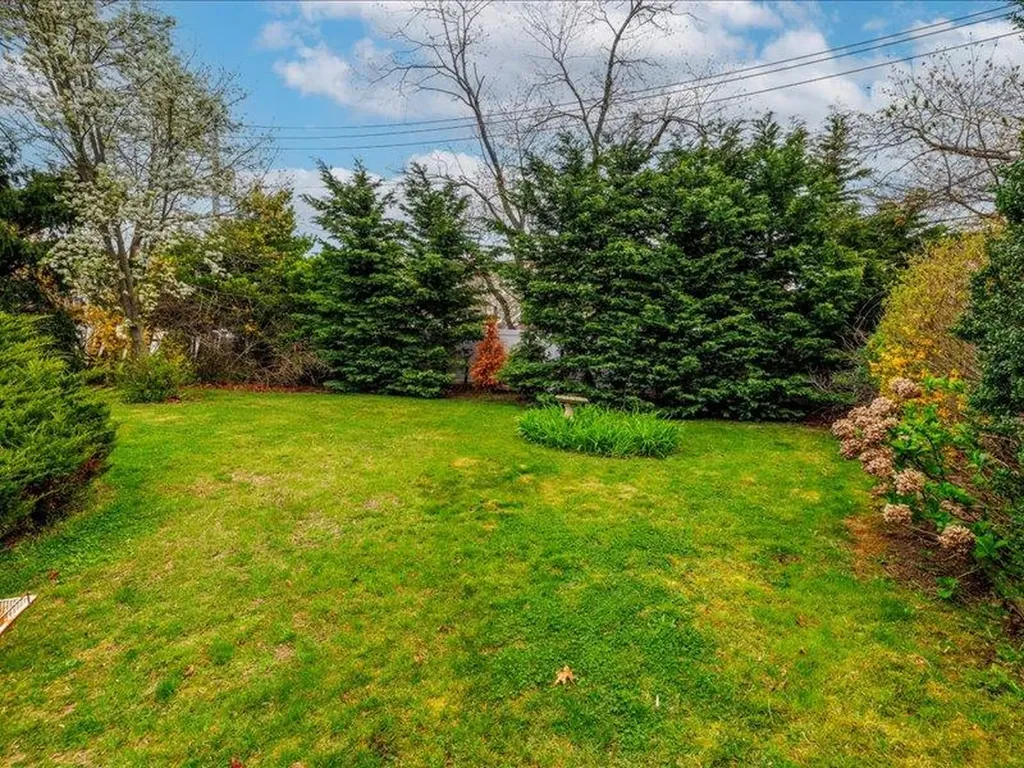 3293 Milburn Avenue Baldwin NY 11510