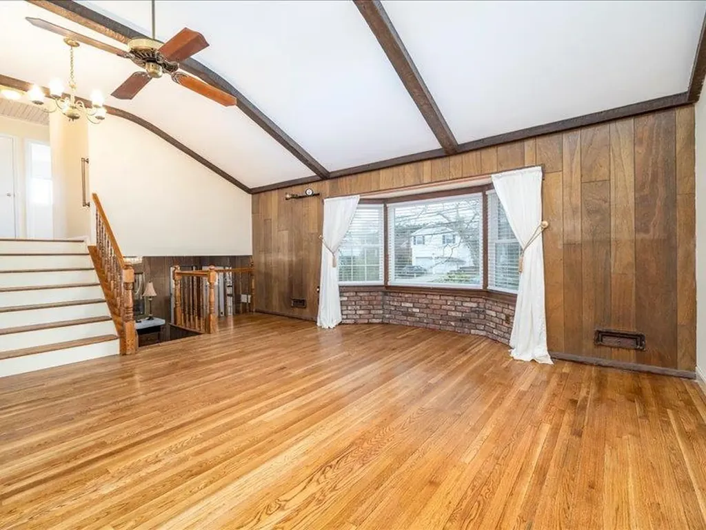 3293 Milburn Avenue Baldwin NY 11510
