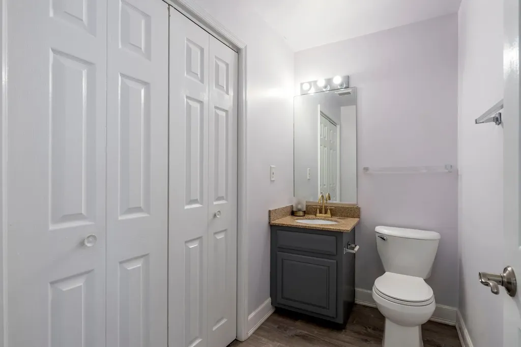 128 Winchester Drive Yonkers NY 10710