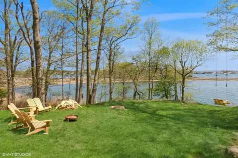 7 Trails End Rye NY 10580