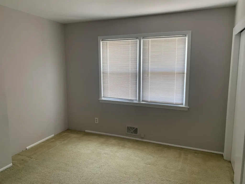 220 Jackson Place Hewlett NY 11557