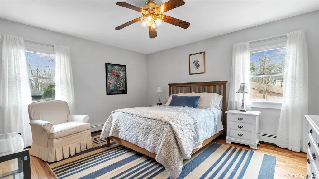 3 Debbie Trail Hampton Bays NY 11946