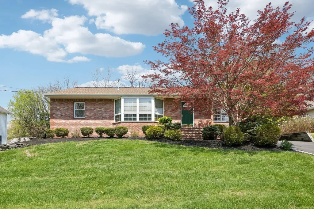 21 Jackson Drive Stony Point NY 10980