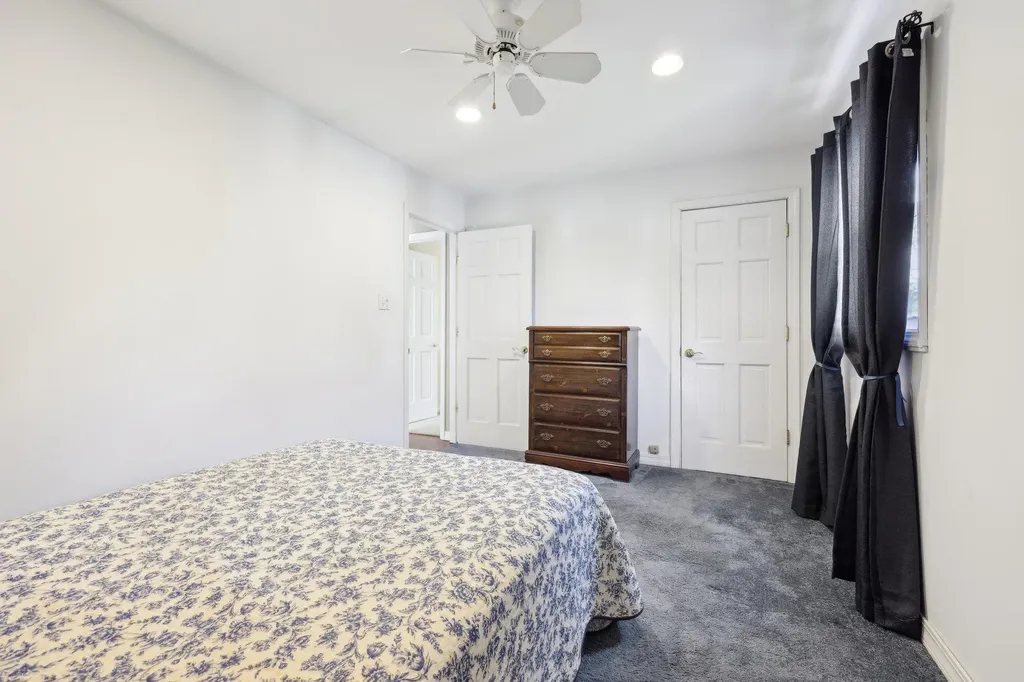 21 Jackson Drive Stony Point NY 10980