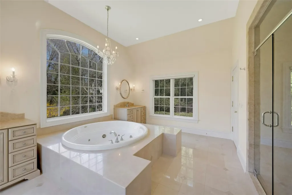 85 Woodlands Road Harrison NY 10528