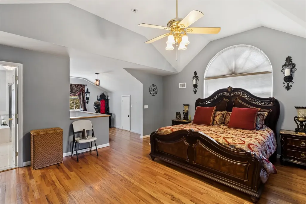 1 Queens Road Miller Place NY 11764
