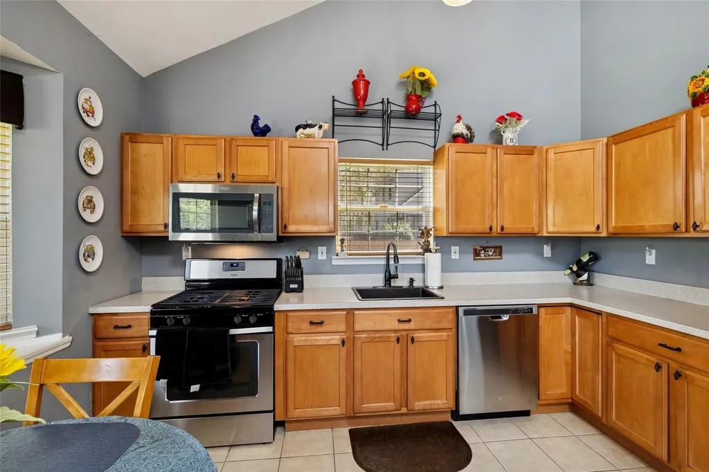 1 Queens Road Miller Place NY 11764