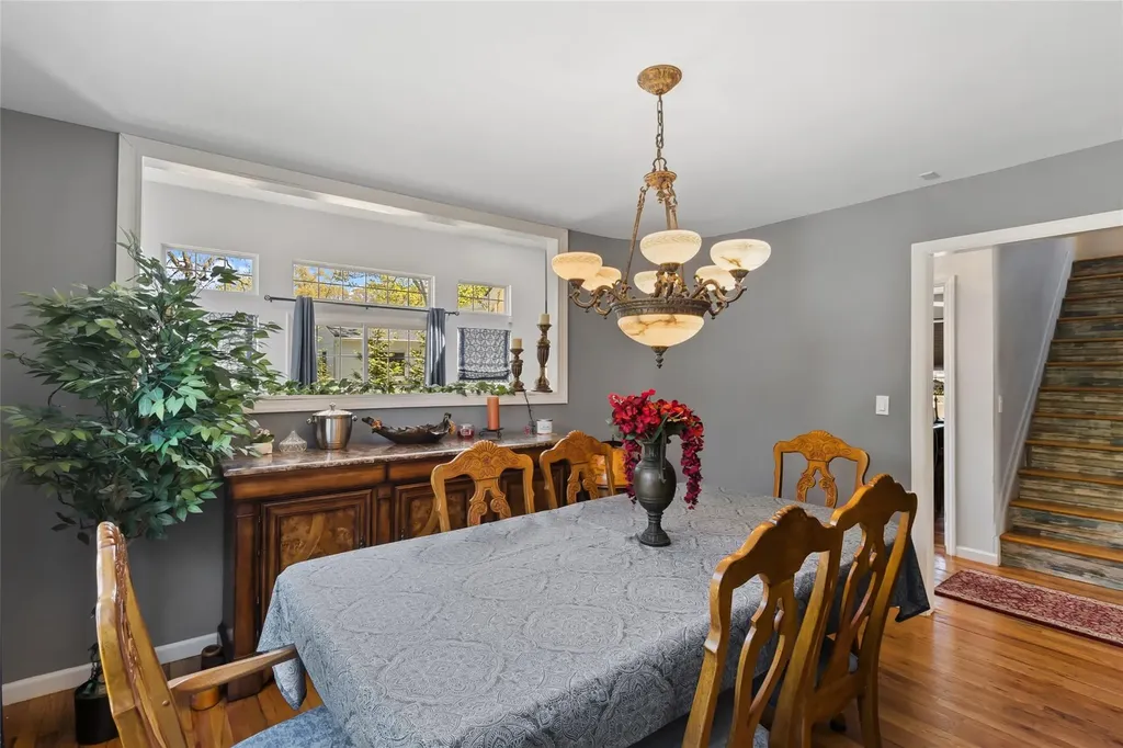 1 Queens Road Miller Place NY 11764