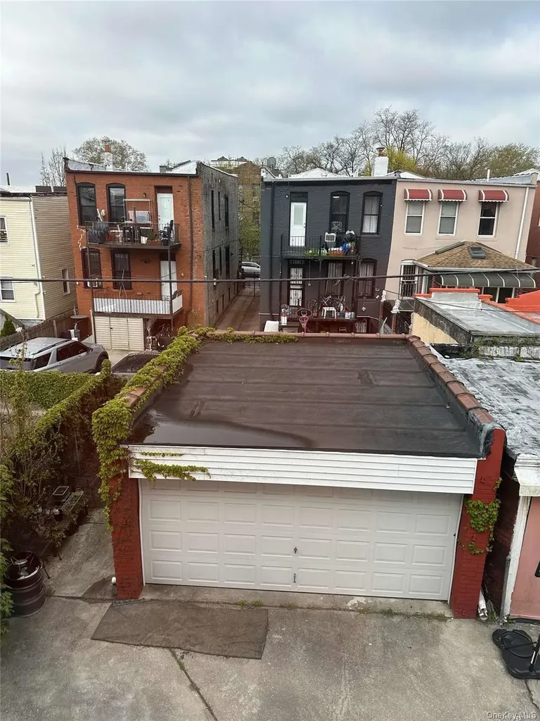 710 Shepherd Avenue Brooklyn NY 11208