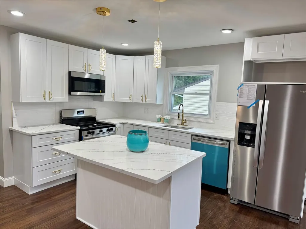 38 Moffitt Boulevard East Islip NY 11730