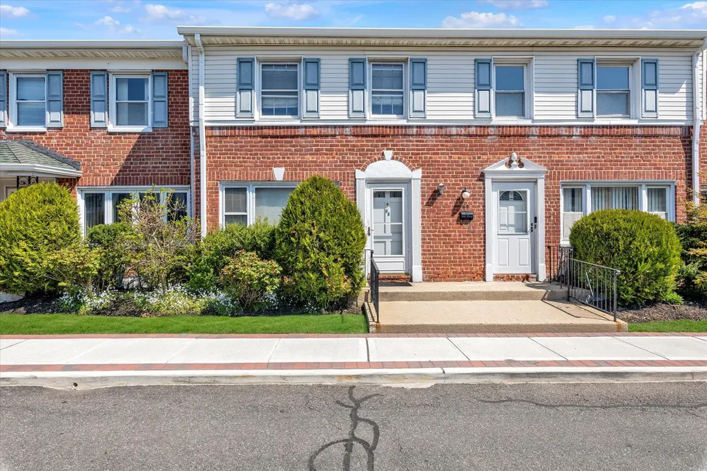 3530 Long Beach Road Oceanside NY 11572