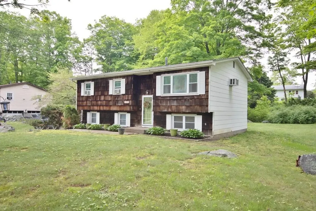 1775 Lakes Road Monroe NY 10950