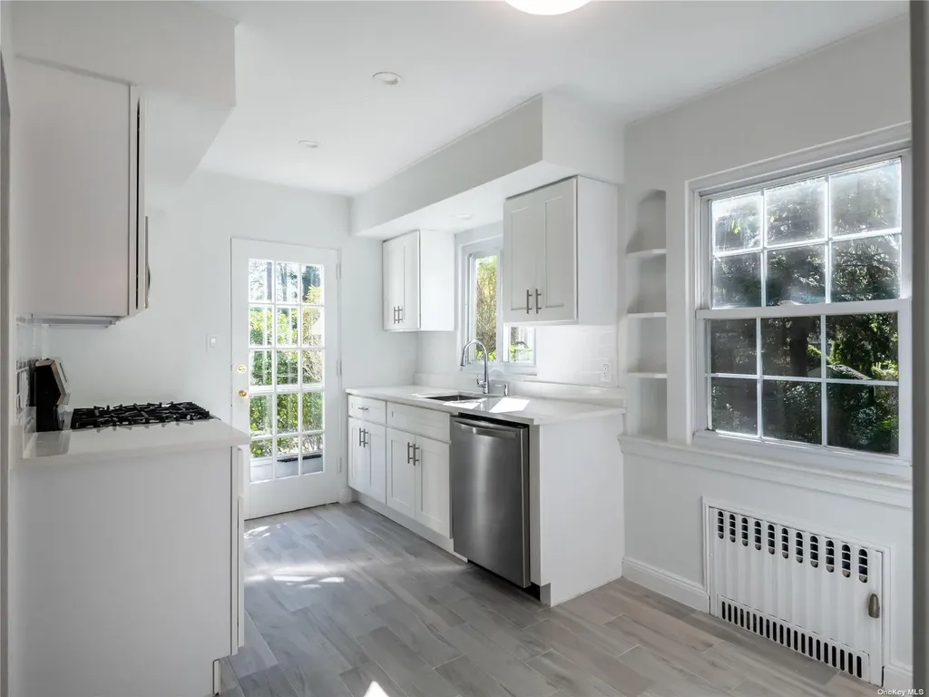 109 Chase Road Manhasset NY 11030
