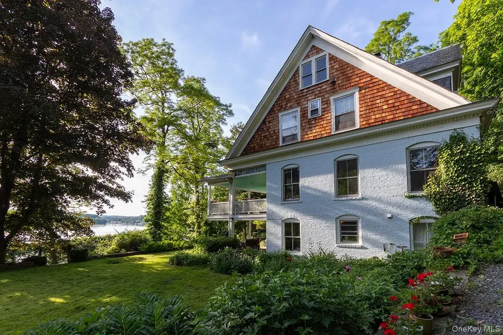 158 Greendale Road Hudson NY 12534