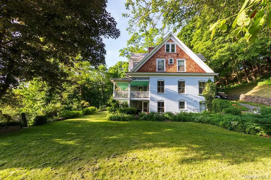 158 Greendale Road Hudson NY 12534