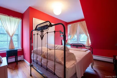 158 Greendale Road Hudson NY 12534