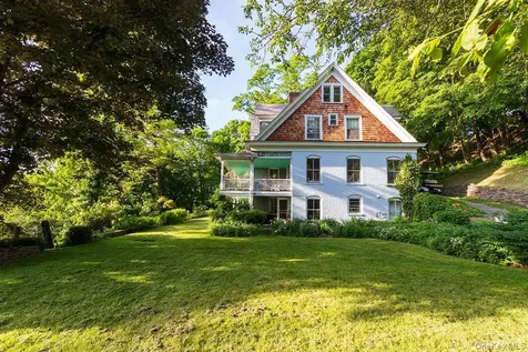 158 Greendale Road Hudson NY 12534