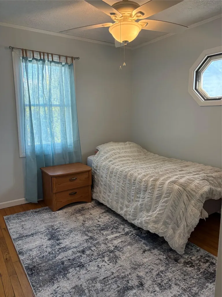253 Sears Road West Islip NY 11795