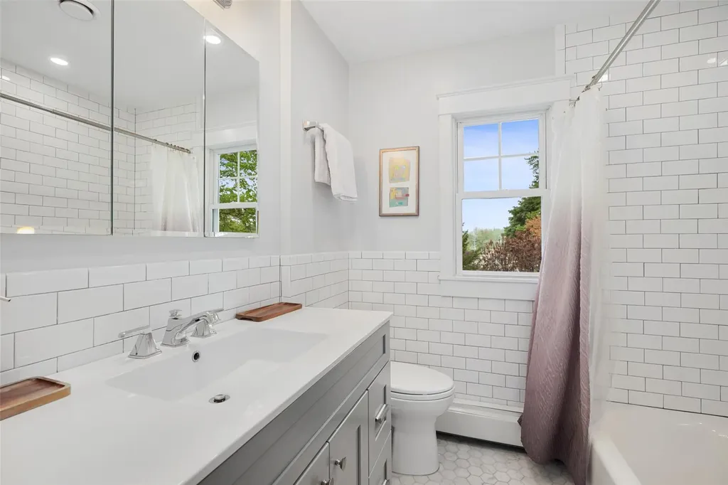 9 Hillcrest Road Bronxville NY 10708