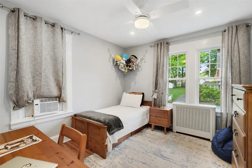 9 Hillcrest Road Bronxville NY 10708