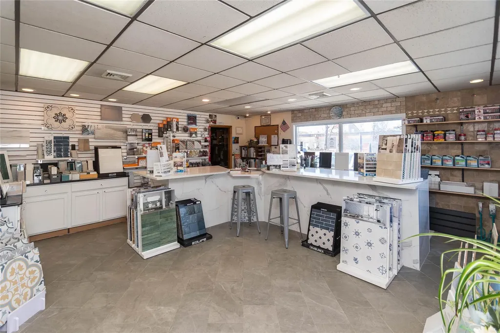 1402 Route 300 Newburgh NY 12550